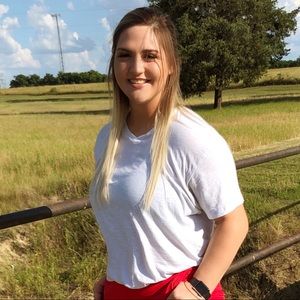 Meet your Posher, Robyn